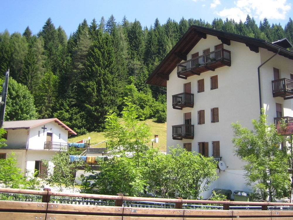 Hotel Casa Alpina Sant'Apollinare Falcade Exterior foto