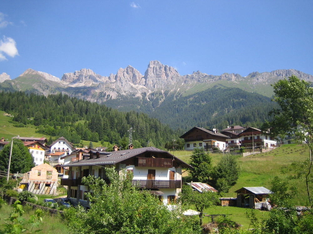 Hotel Casa Alpina Sant'Apollinare Falcade Exterior foto