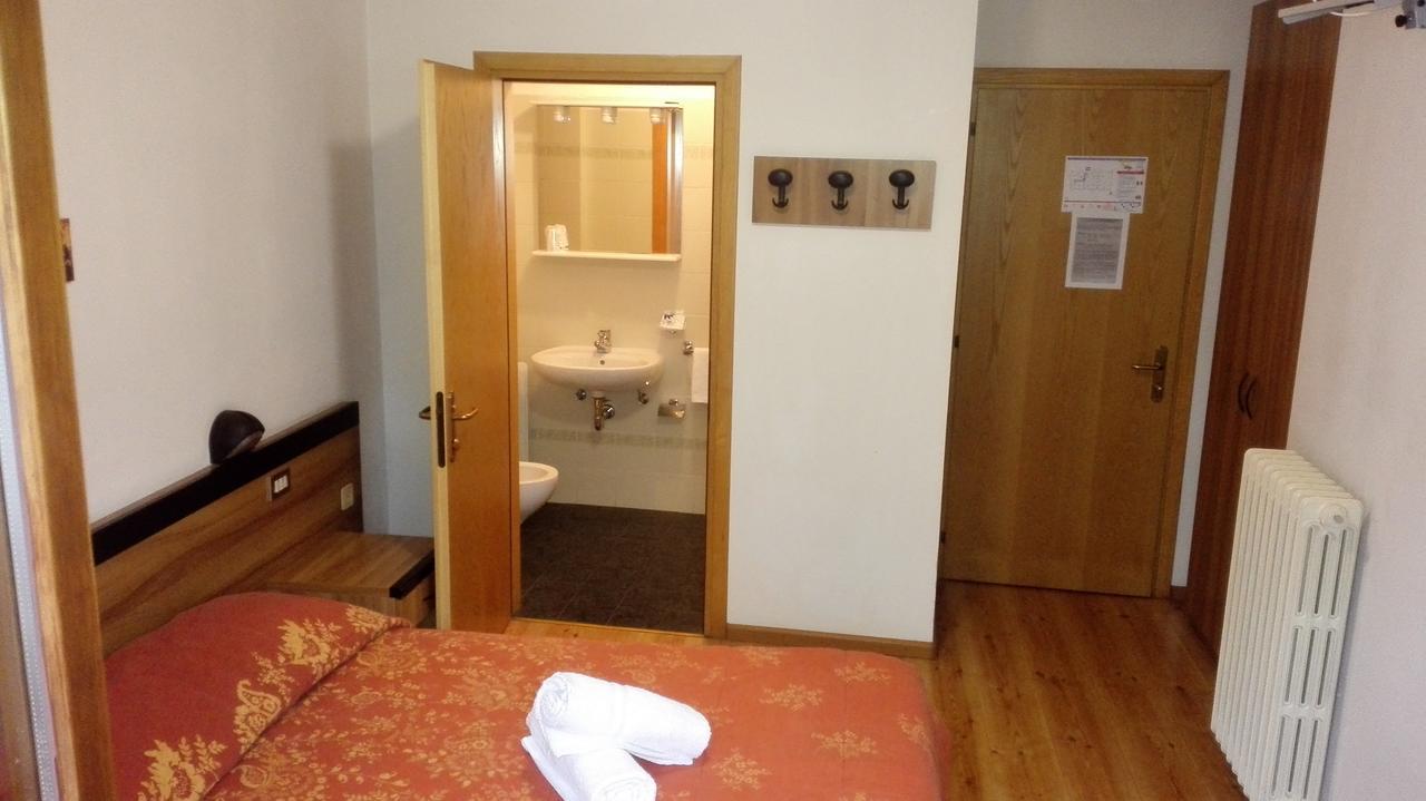 Hotel Casa Alpina Sant'Apollinare Falcade Exterior foto